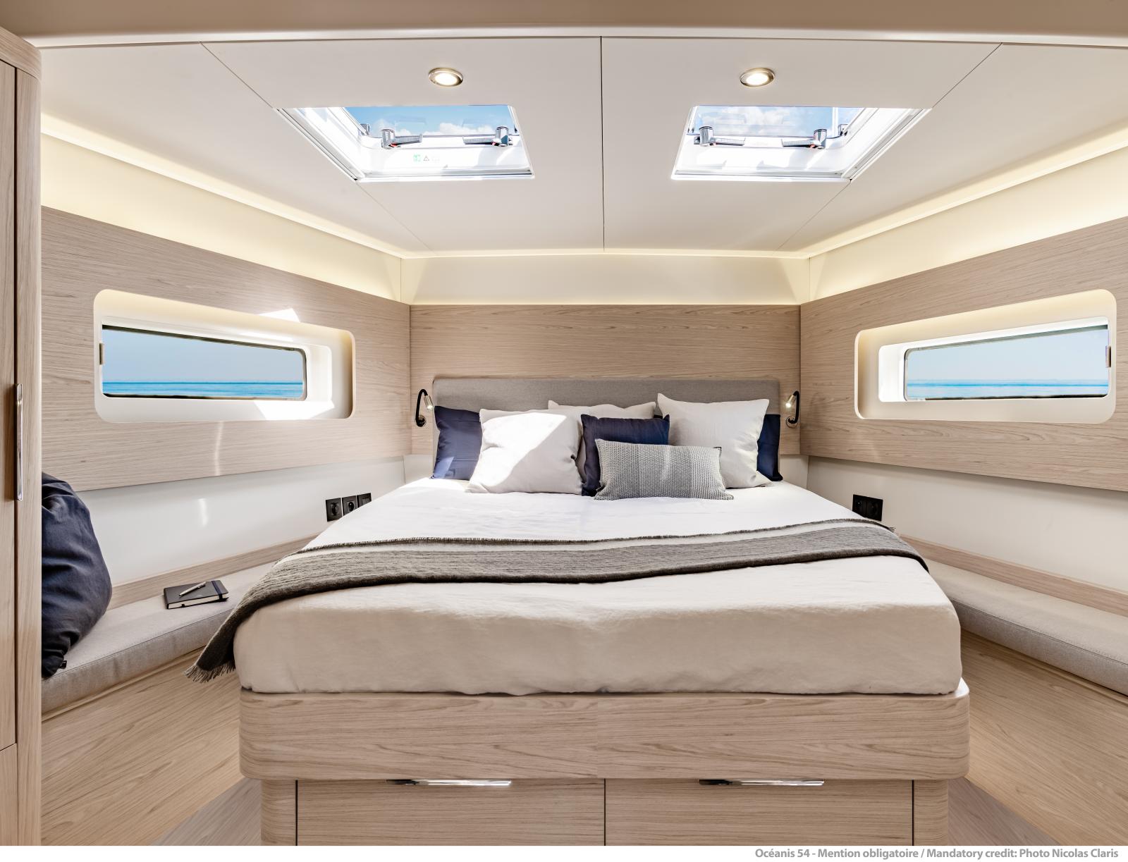 beneteau Oceanis yacht 54