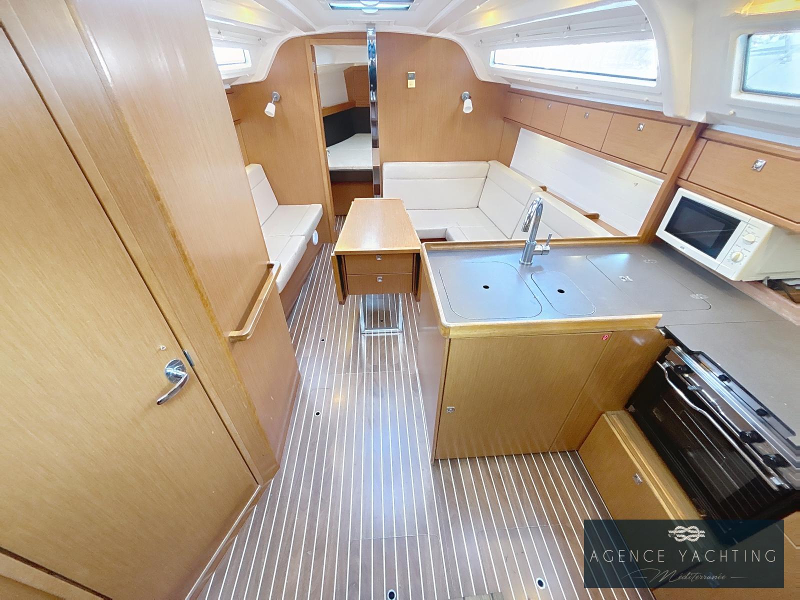 bavaria yachts 37