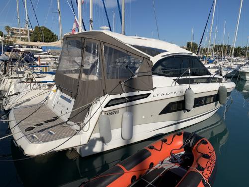 Jeanneau leader 33