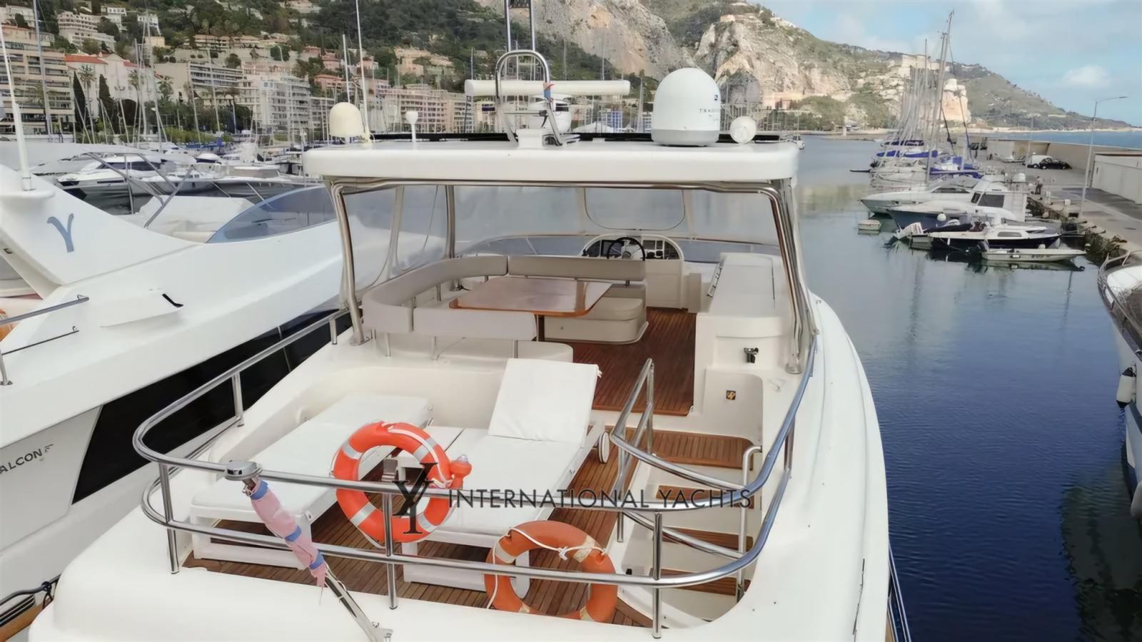 azimut Magellano 74