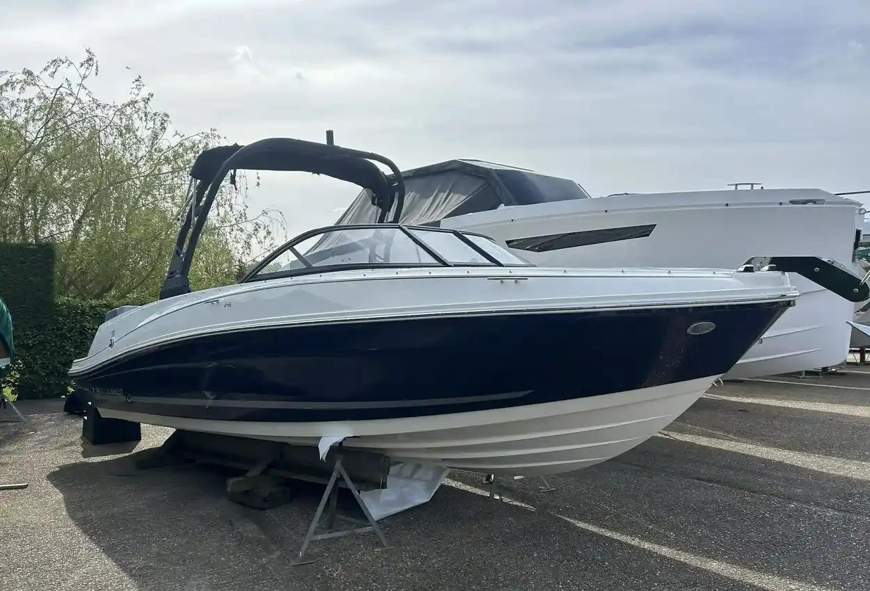 bayliner Vr6