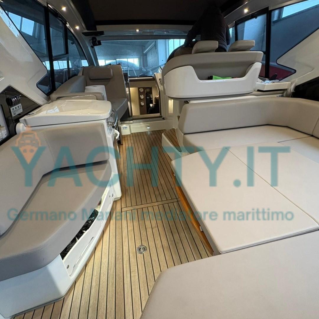 cranchi M44 ht