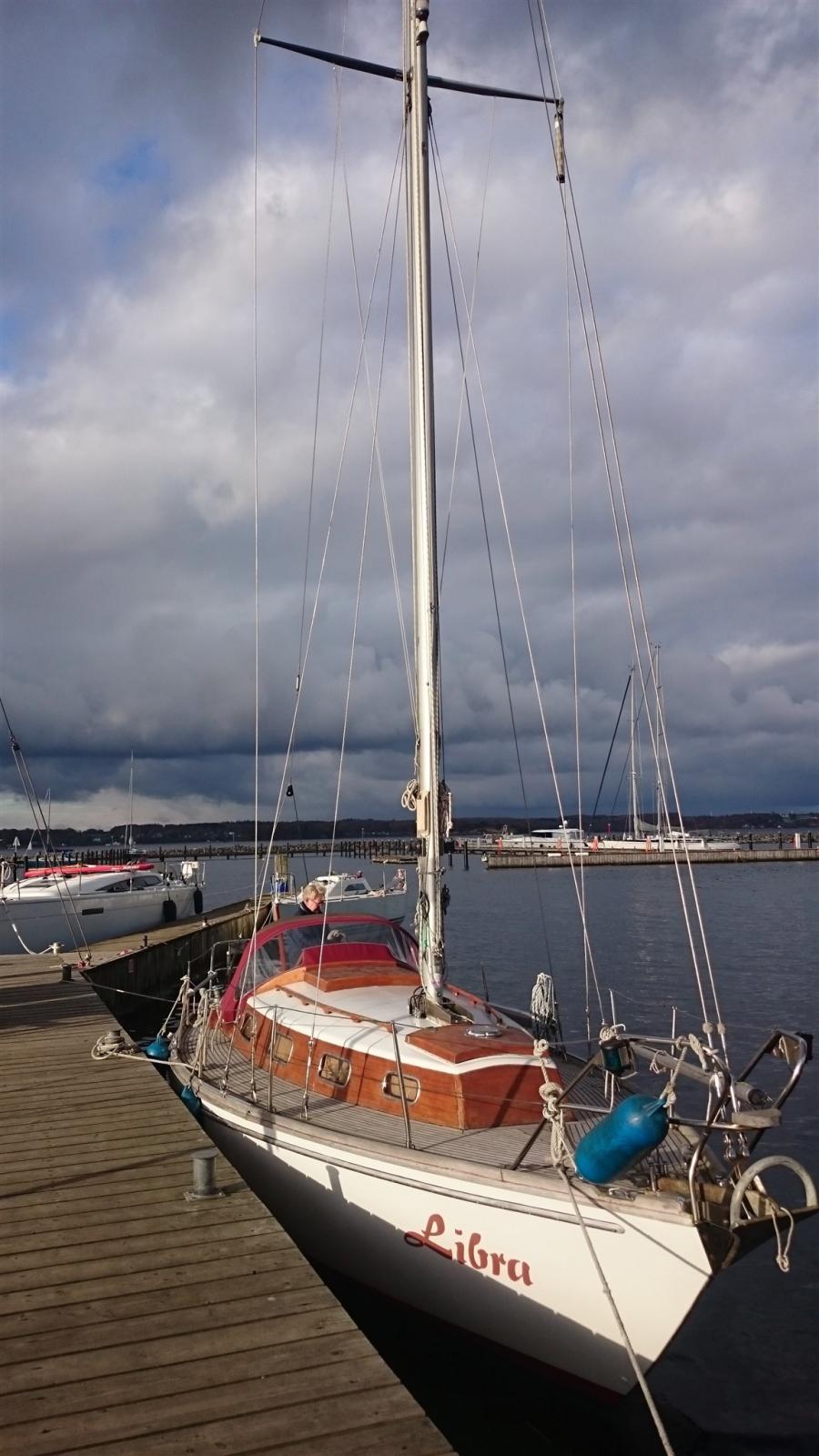 hallberg rassy Mistral 33