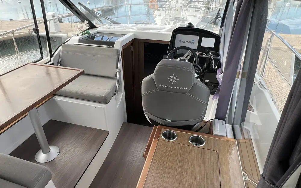 jeanneau Merry fisher 895