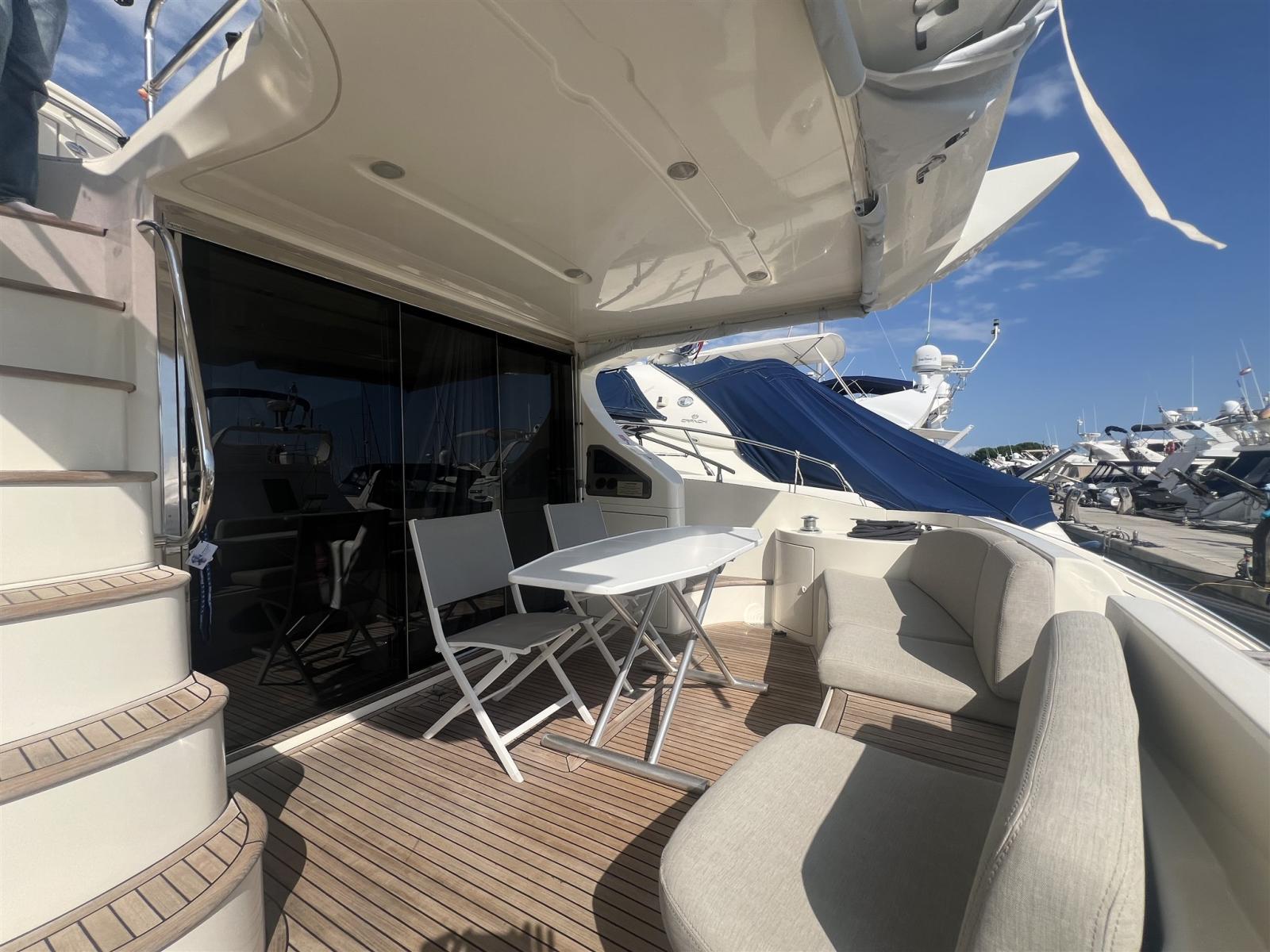 azimut 50 flybridge