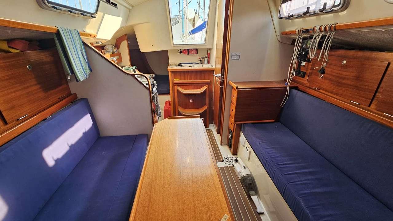 hanse yachts 300