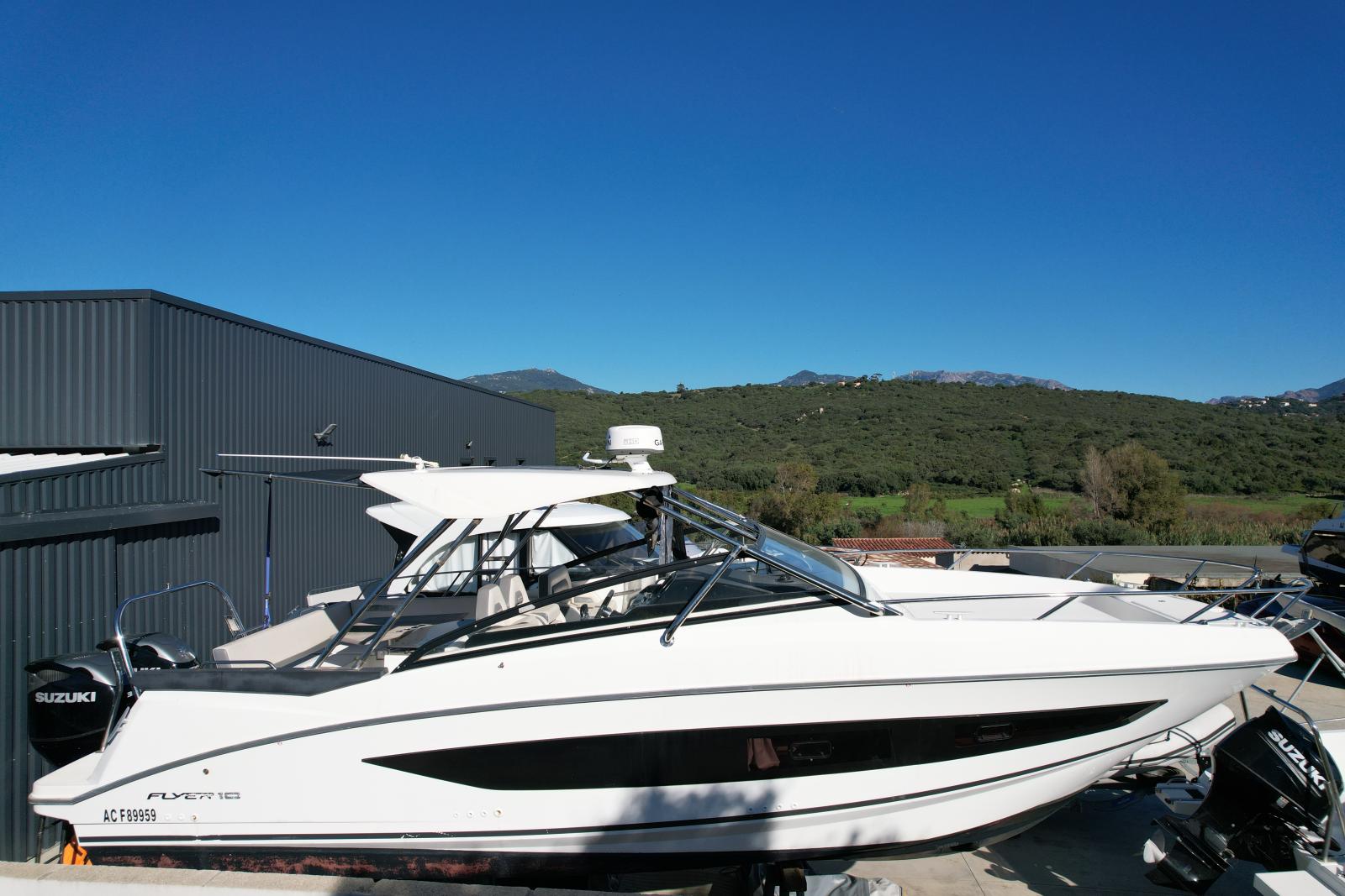 beneteau Flyer 10