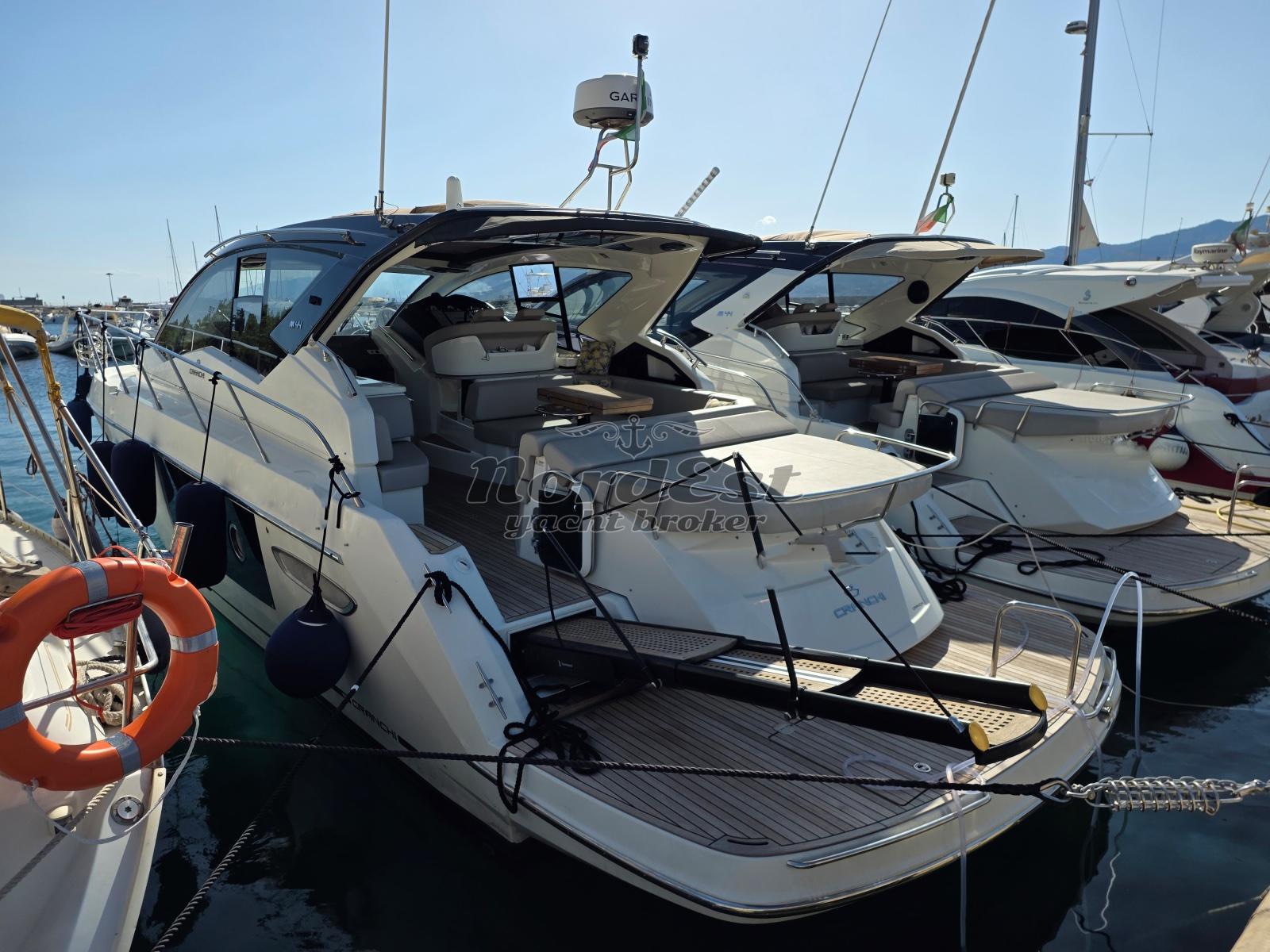 cranchi M44 ht
