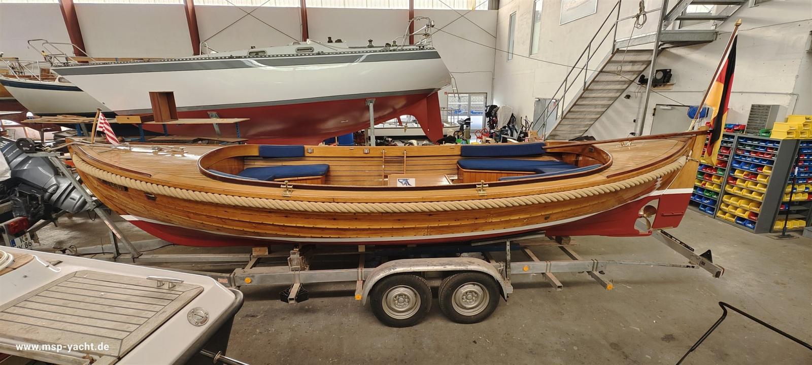 custom line Tuckerboot 7,40m