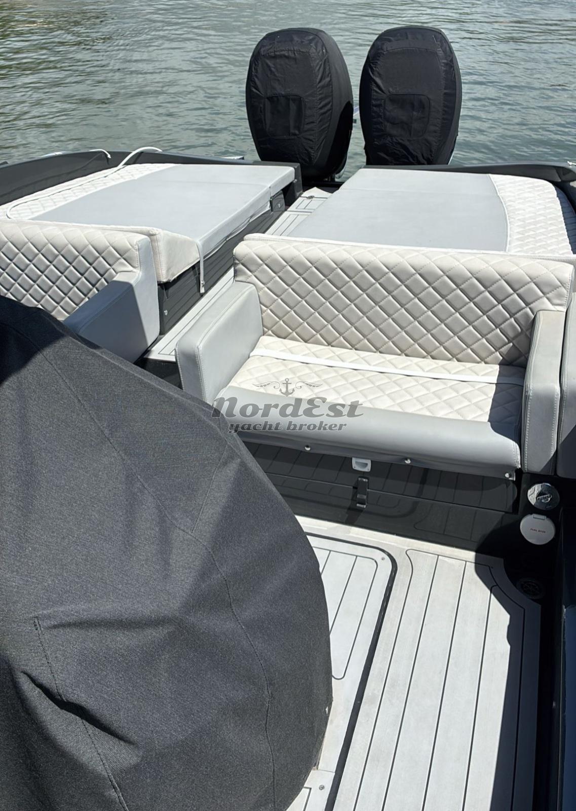 panamera yacht Py100