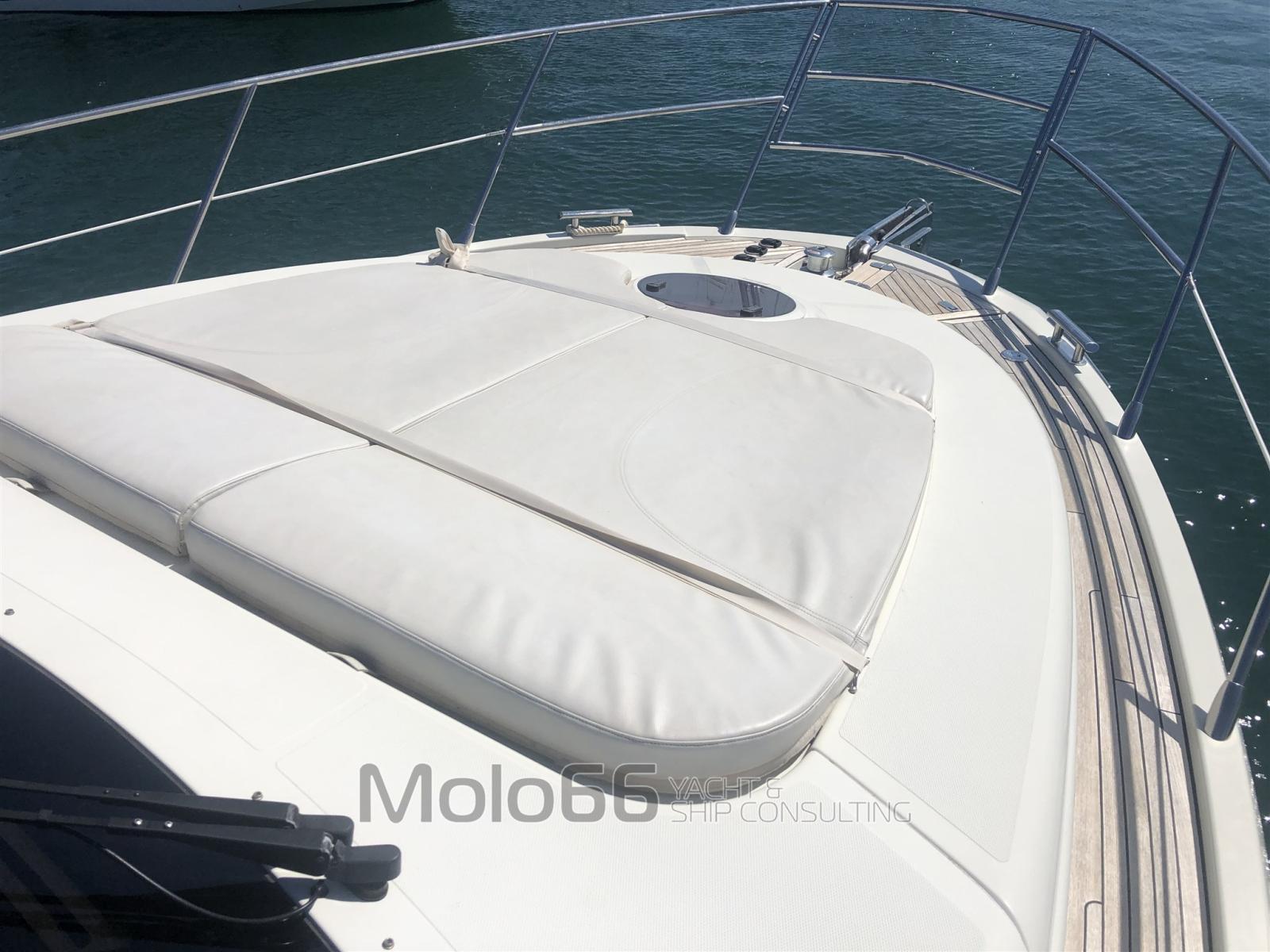 azimut 43s