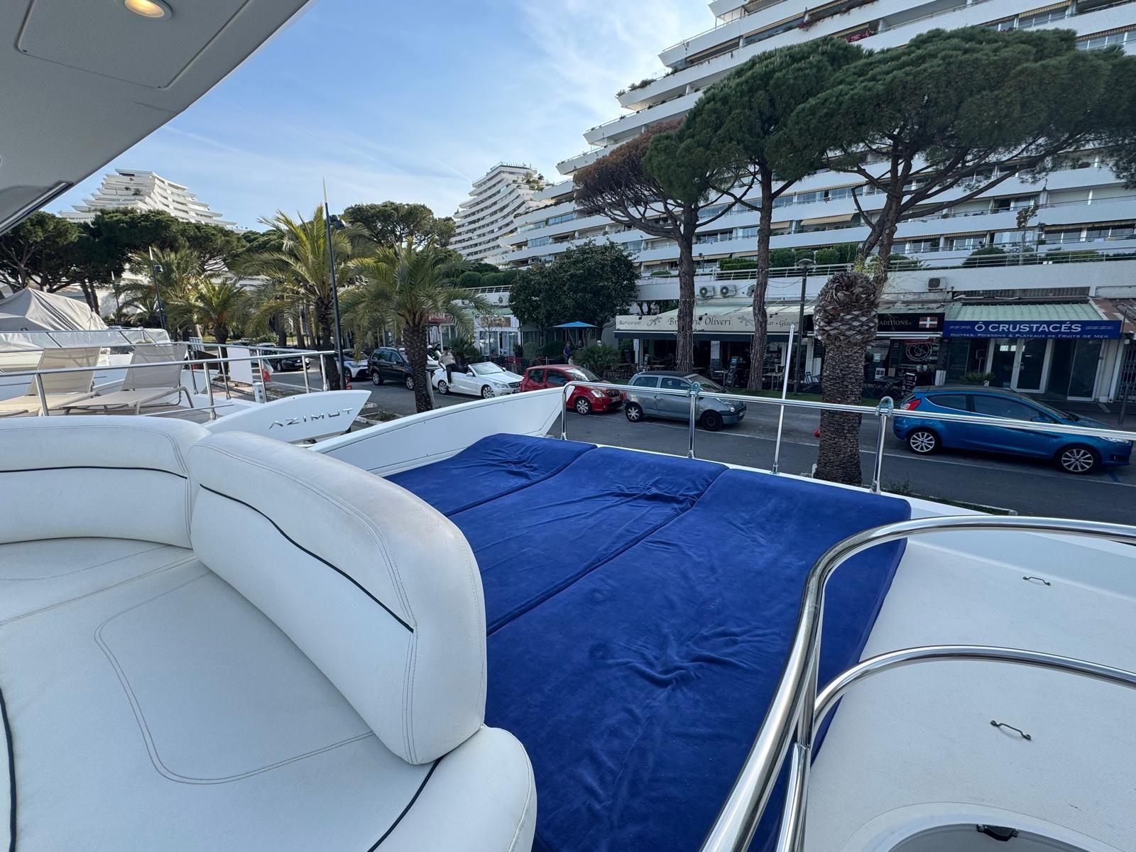 azimut 62 fly