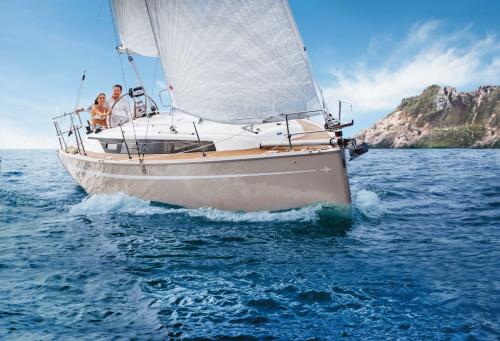 Bavaria yachts cruiser 34