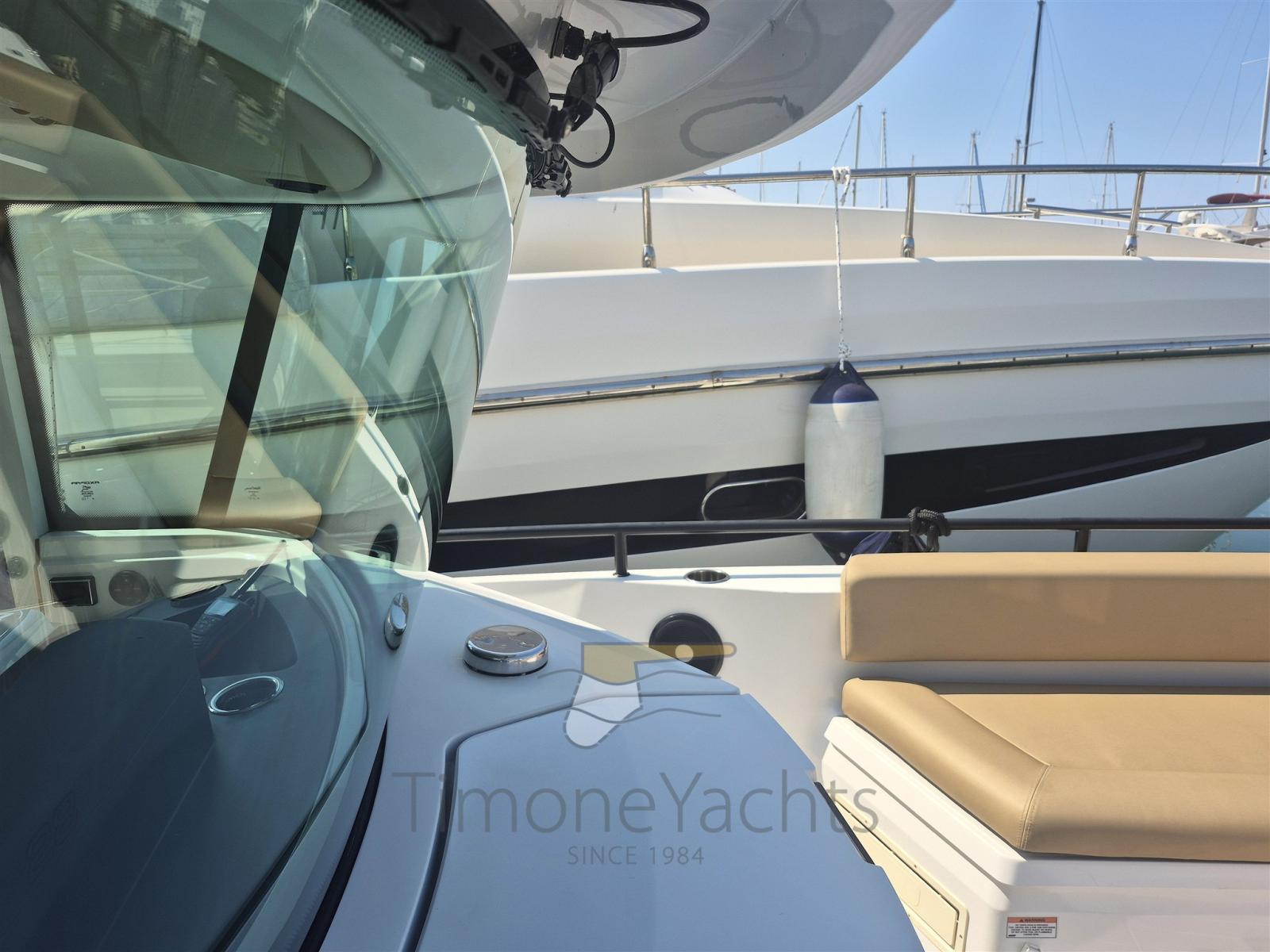 axopar 28 cabin