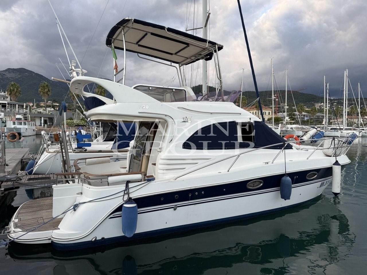 galeon 330 fly