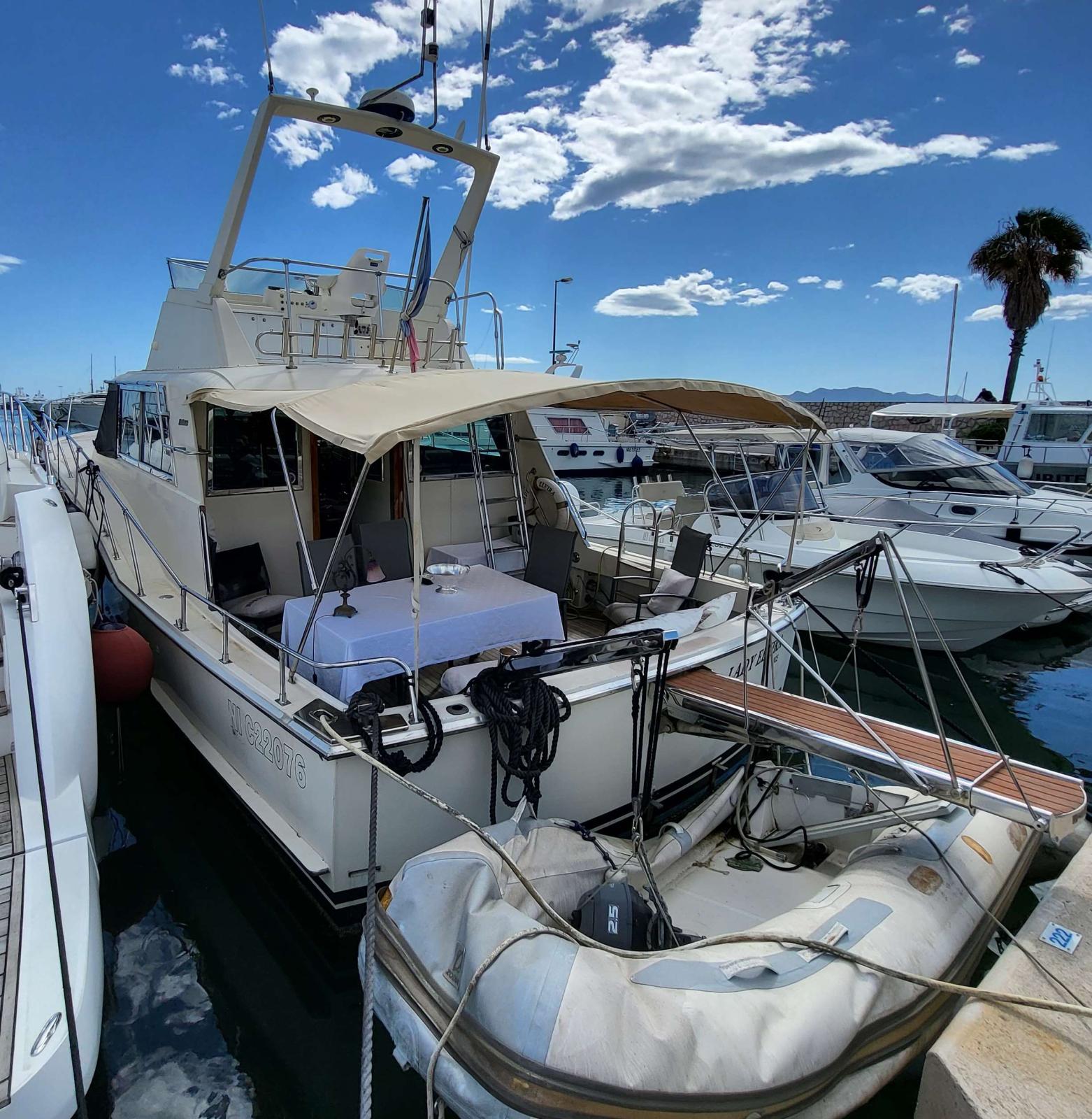 hatteras yacht Hatteras 46