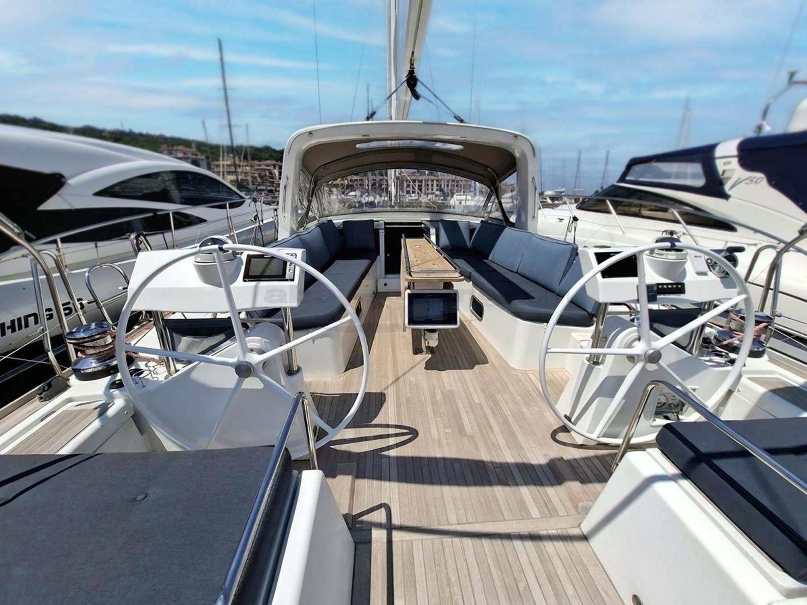 beneteau Oceanis 60