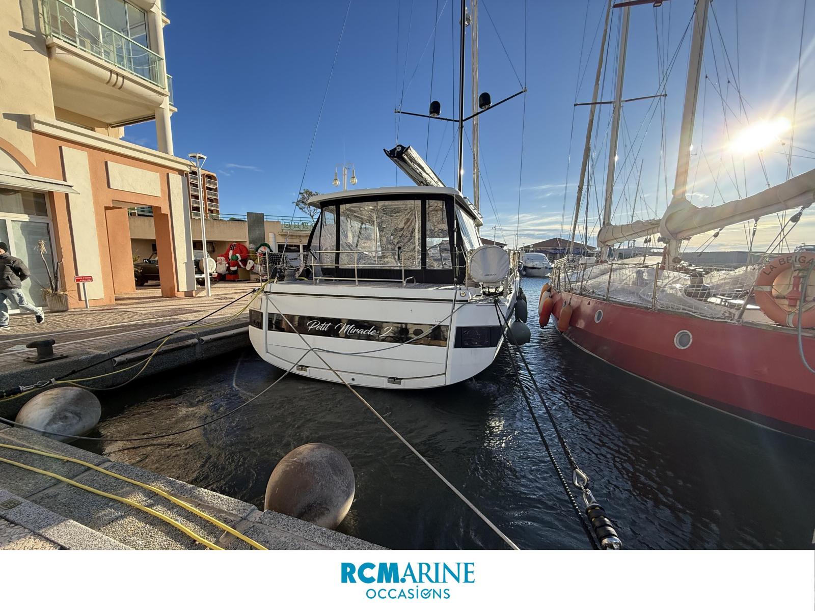 beneteau Oceanis yacht 62