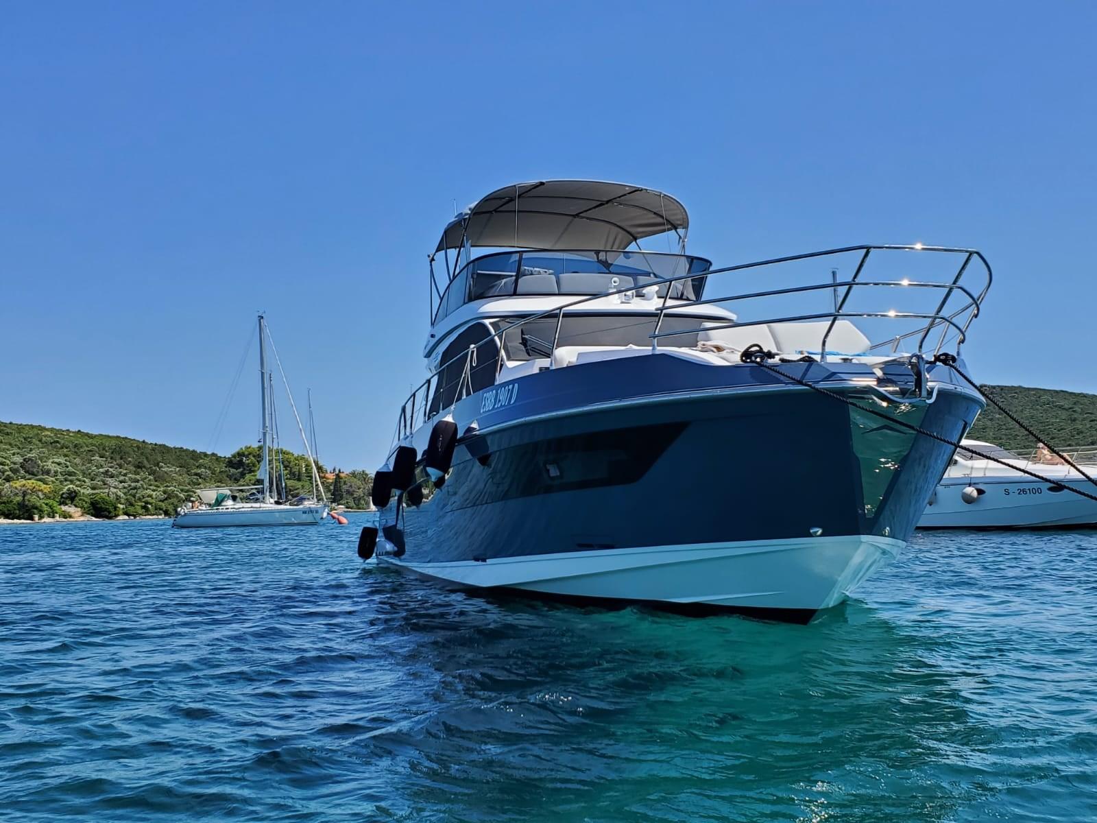 azimut 53 flybridge
