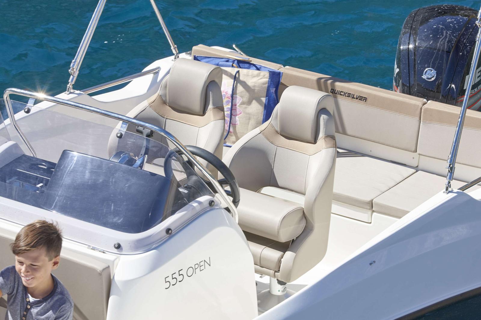 quicksilver 555 open smart edition housses pret a partir
