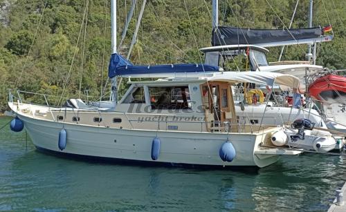 Franchini motorsailer