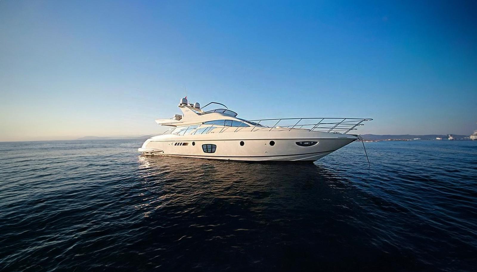 azimut 62