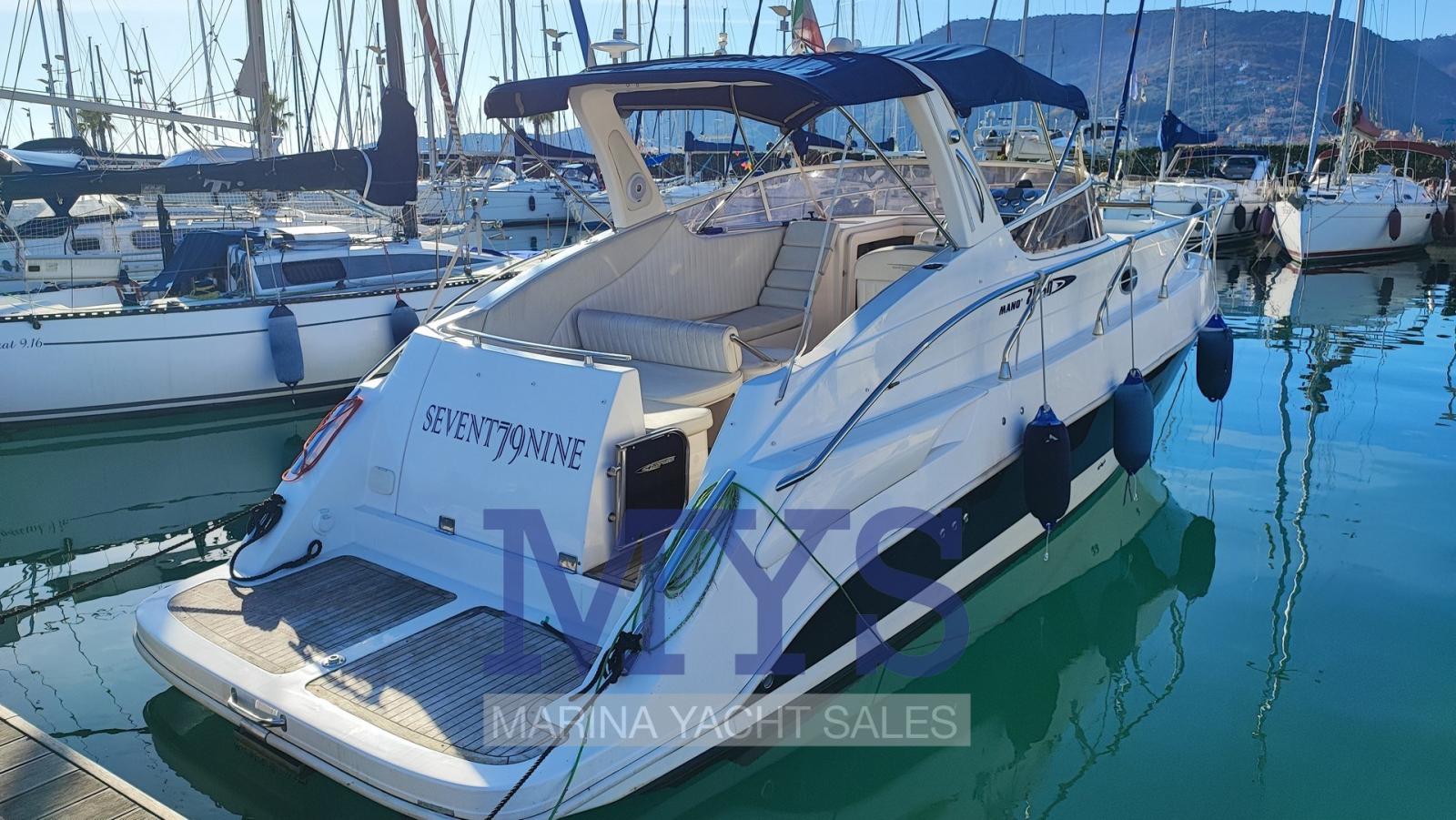 manò marine 26.50 cabin cruiser