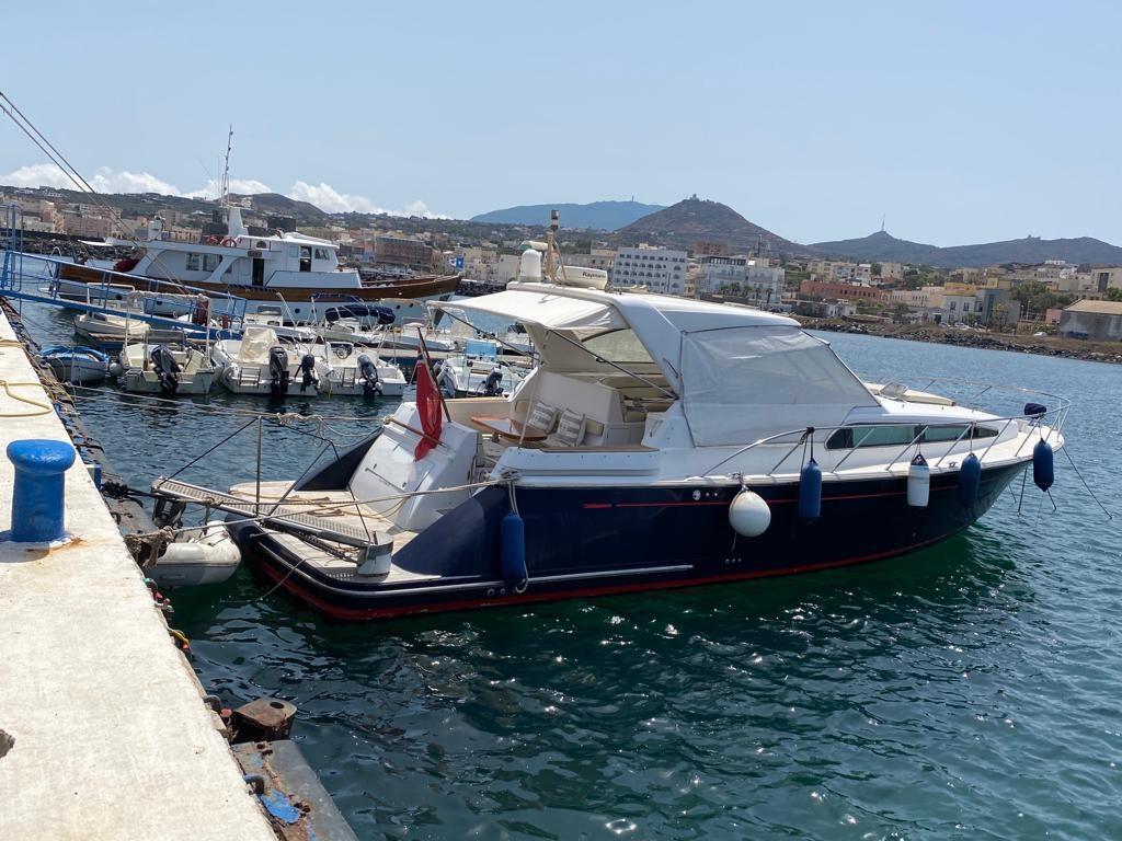 chris craft Roamer 43