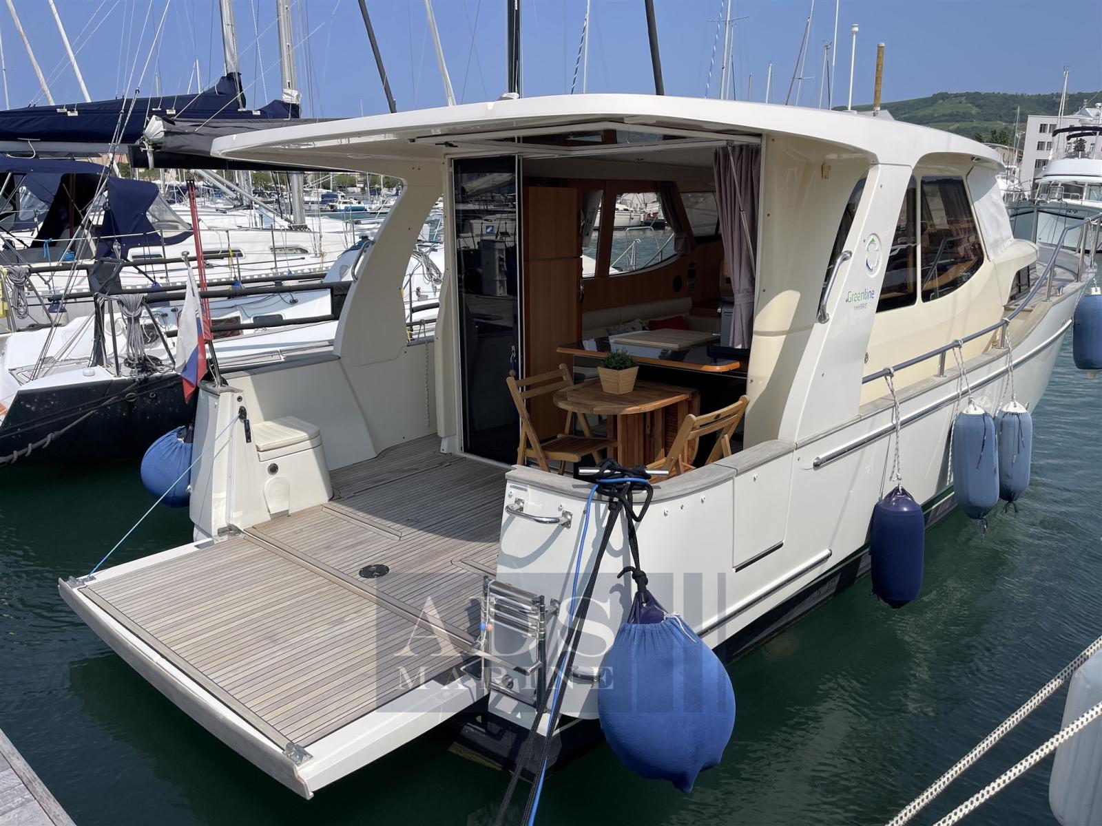 greenline 33 - volvo penta d3-220