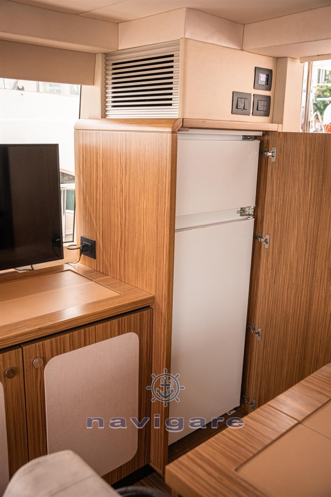 azimut Magellano 53