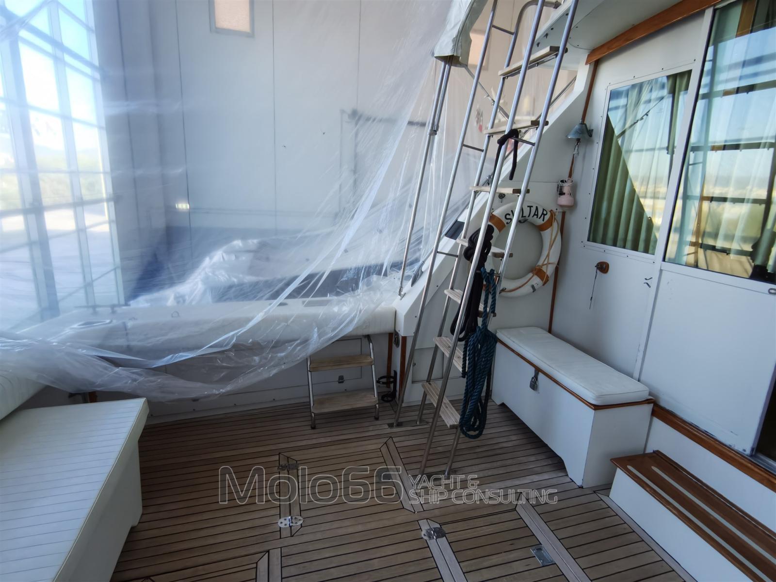 bertram yacht 42' convertible