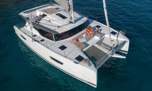 Fountaine pajot astréa 42