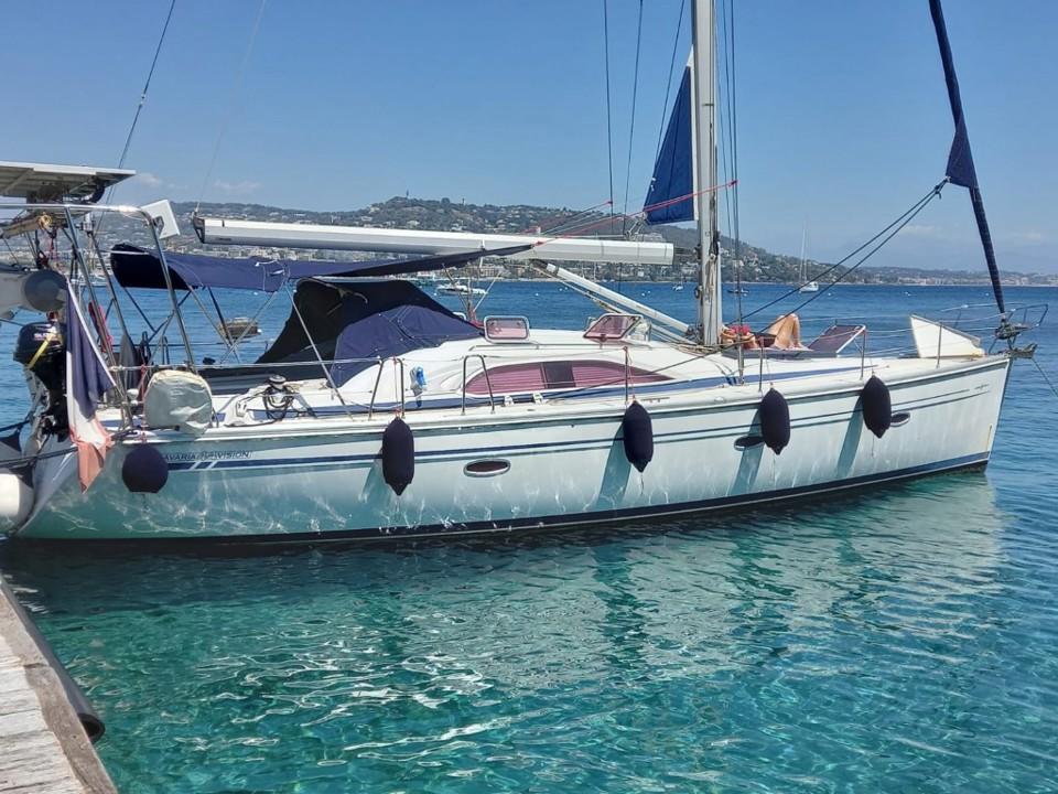 bavaria yachts Vision 44