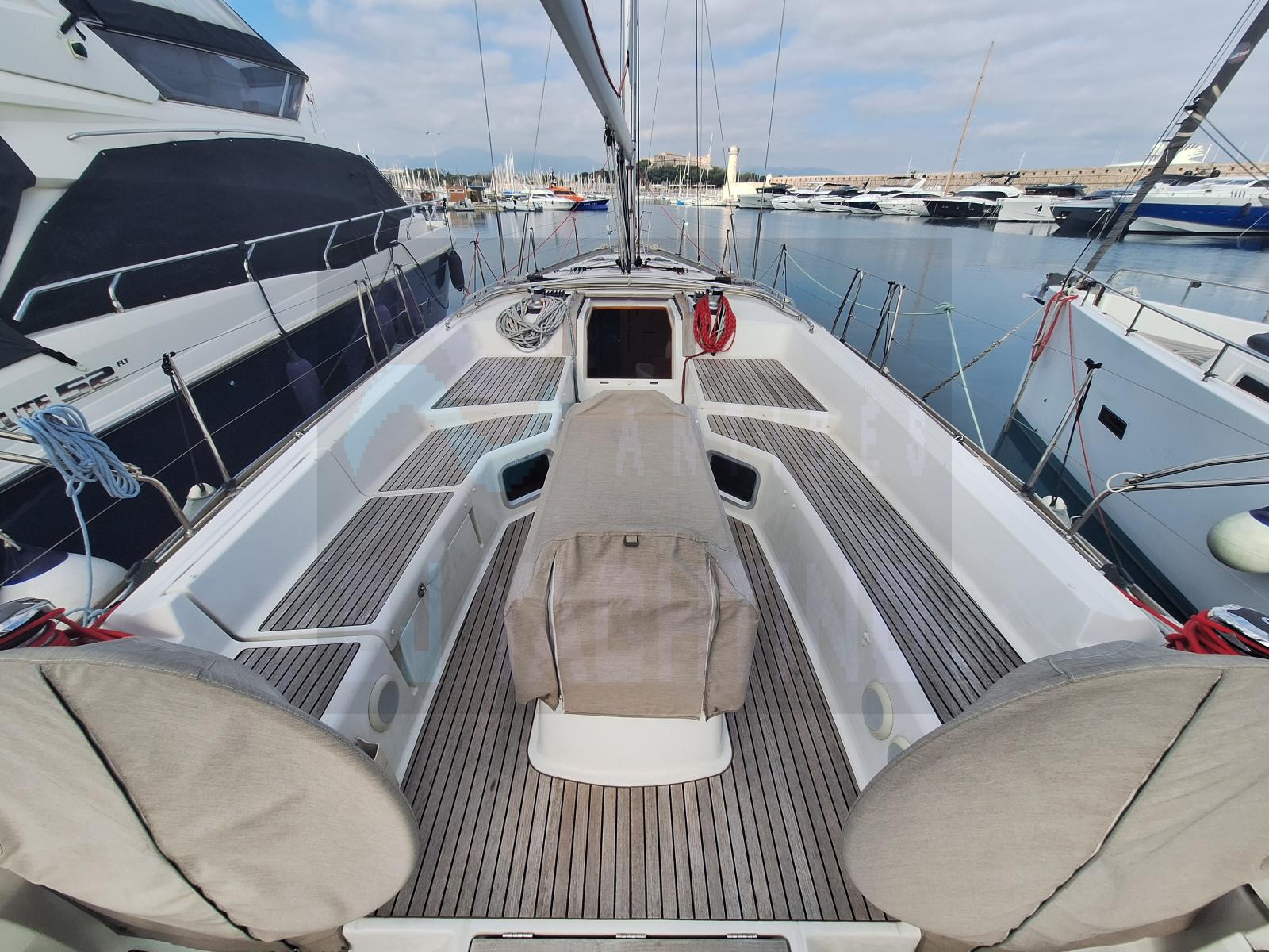 jeanneau 53