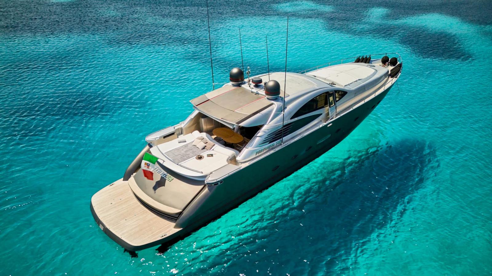 pershing Pershing 76