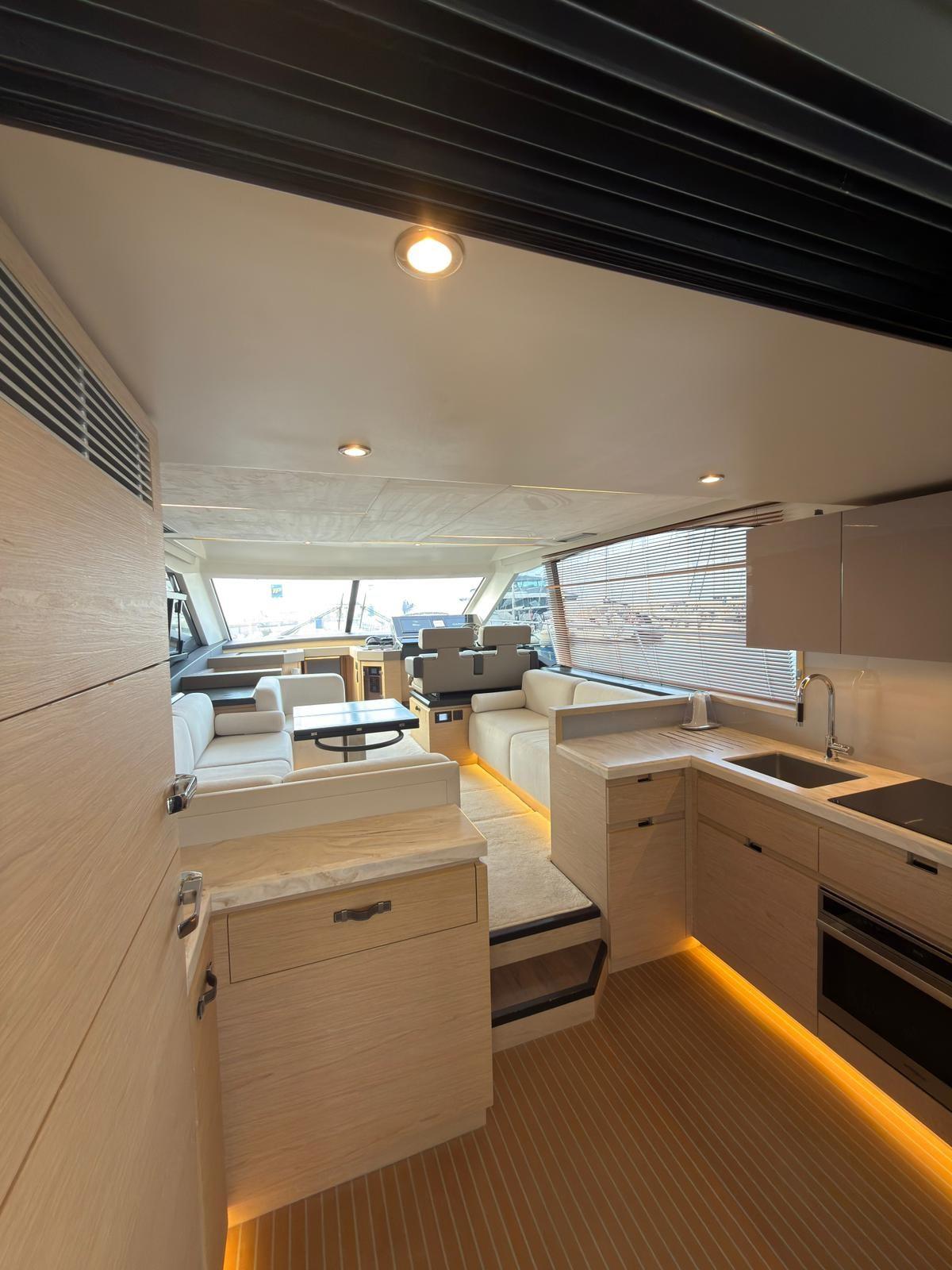 beneteau. Monte carlo 52 fly