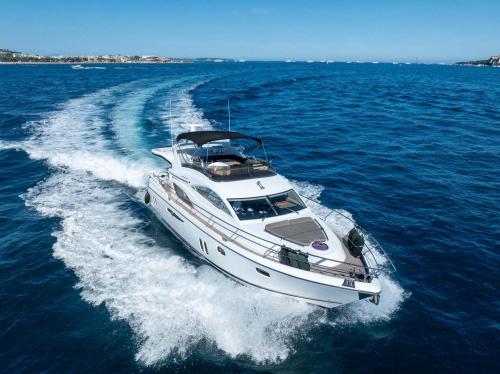 Pearl yachts 60