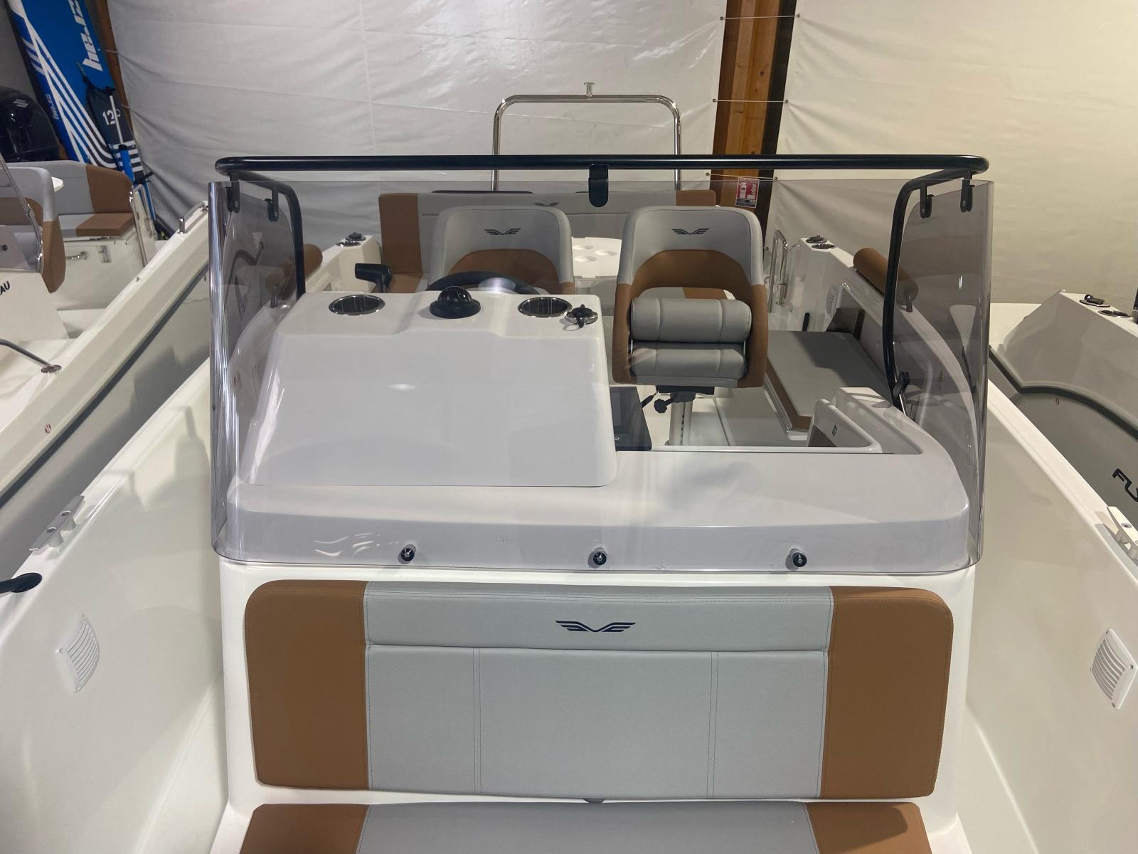 beneteau Flyer 7 spacedeck