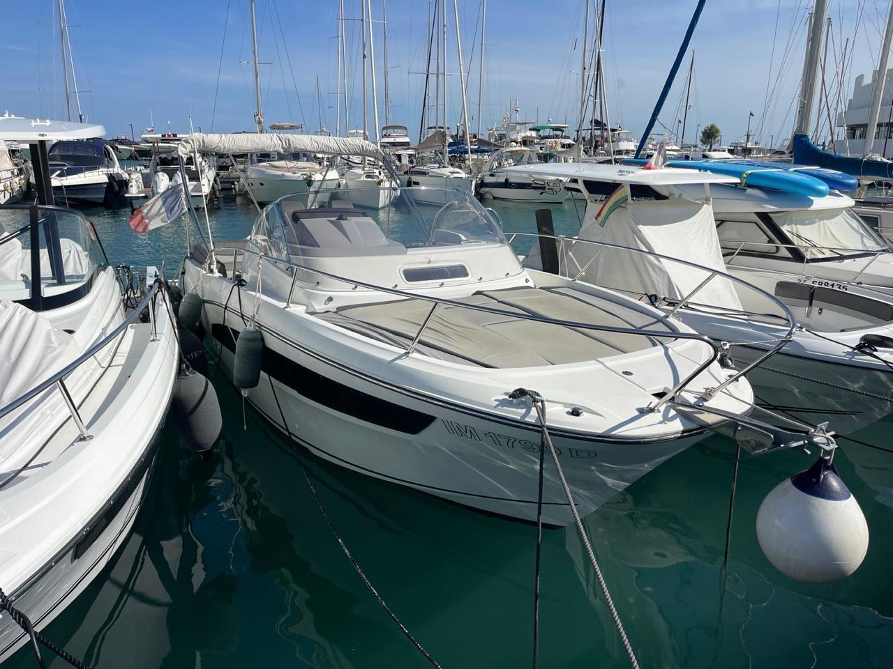 jeanneau Cap camarat 9.0