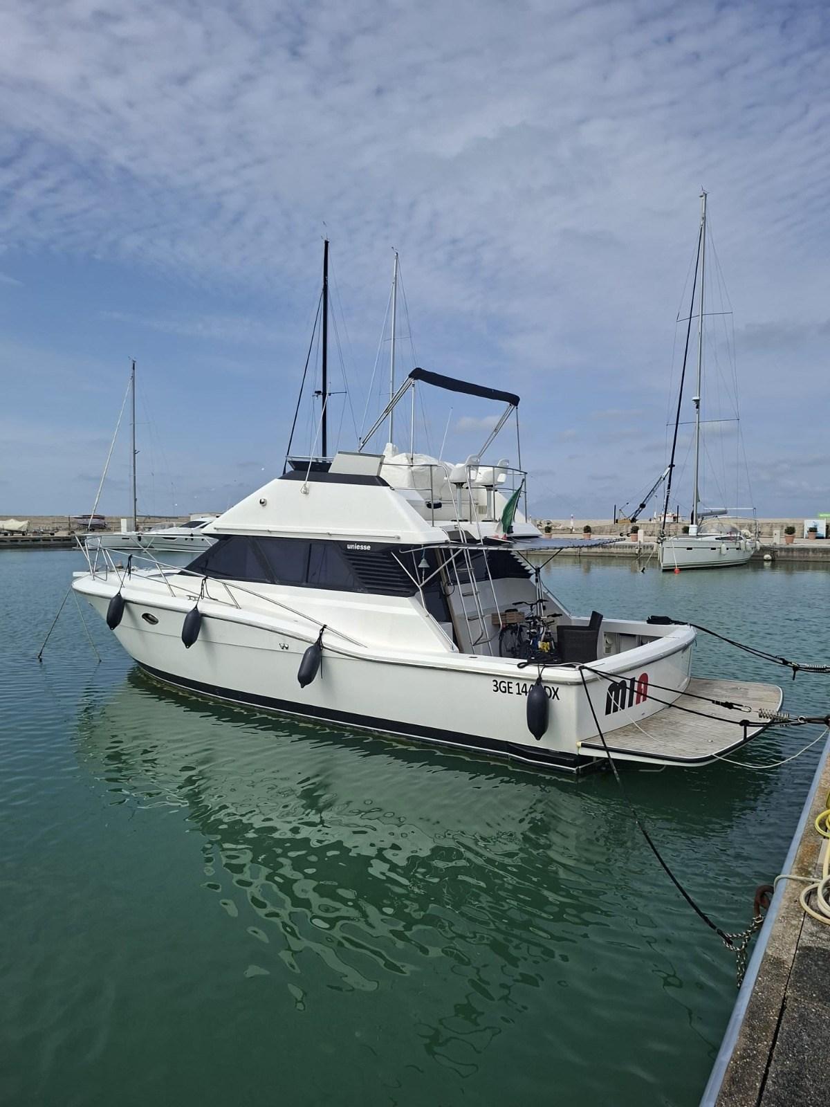 uniesse marine 42 fly
