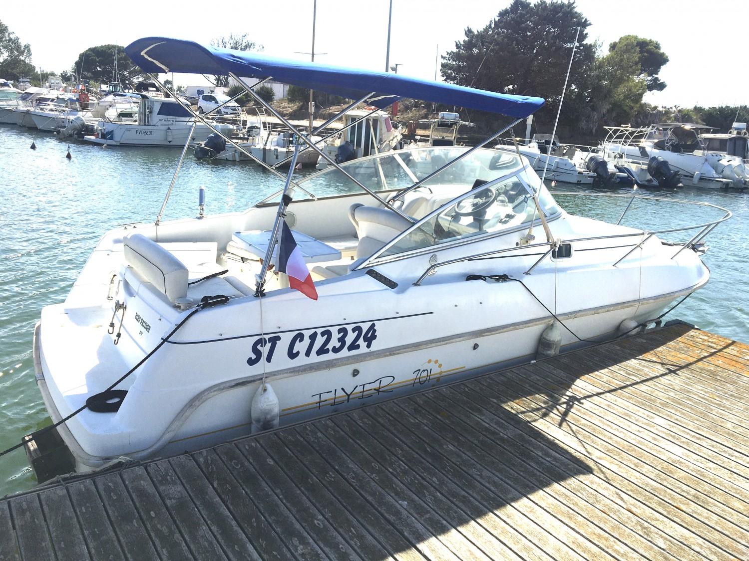 beneteau Flyer 701