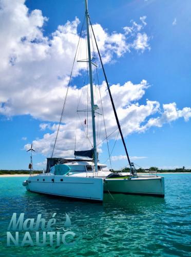 Fountaine pajot belize 43