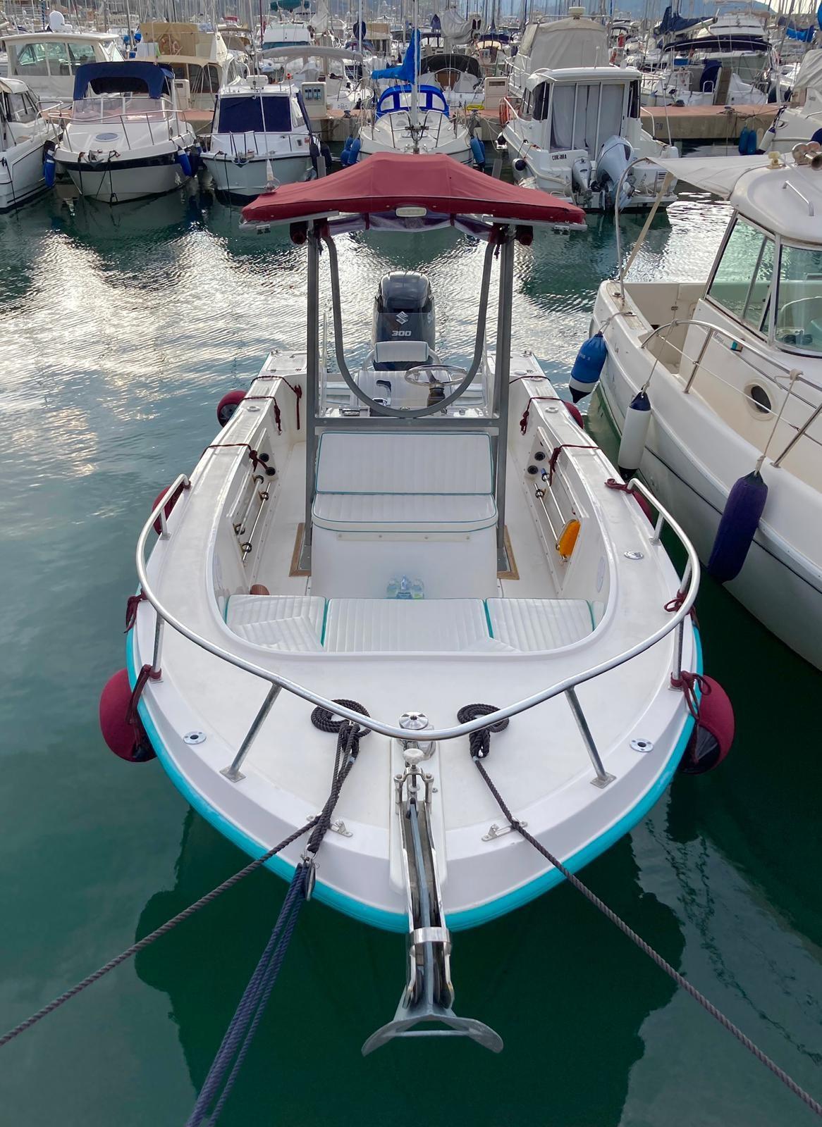 mako marine Mako 221