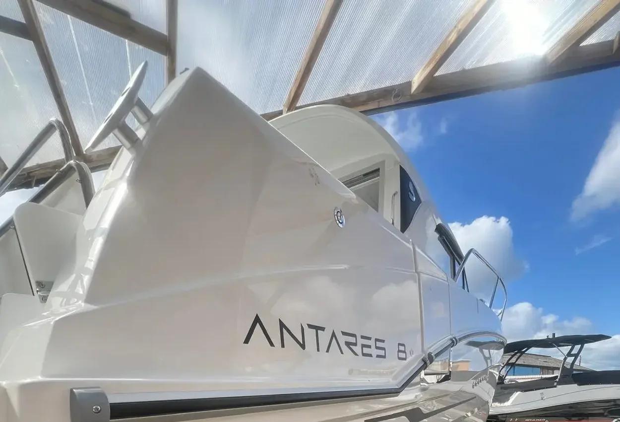 beneteau Antares 8