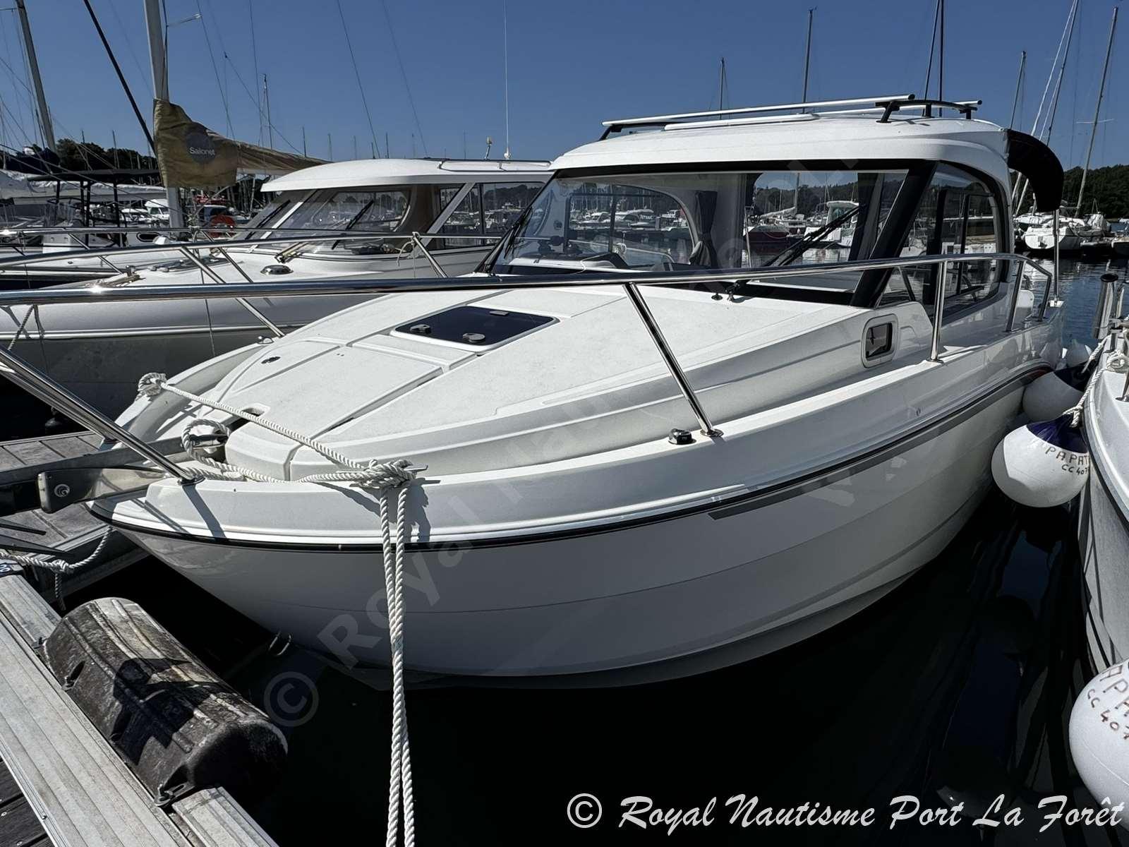 beneteau Antares 8 ob