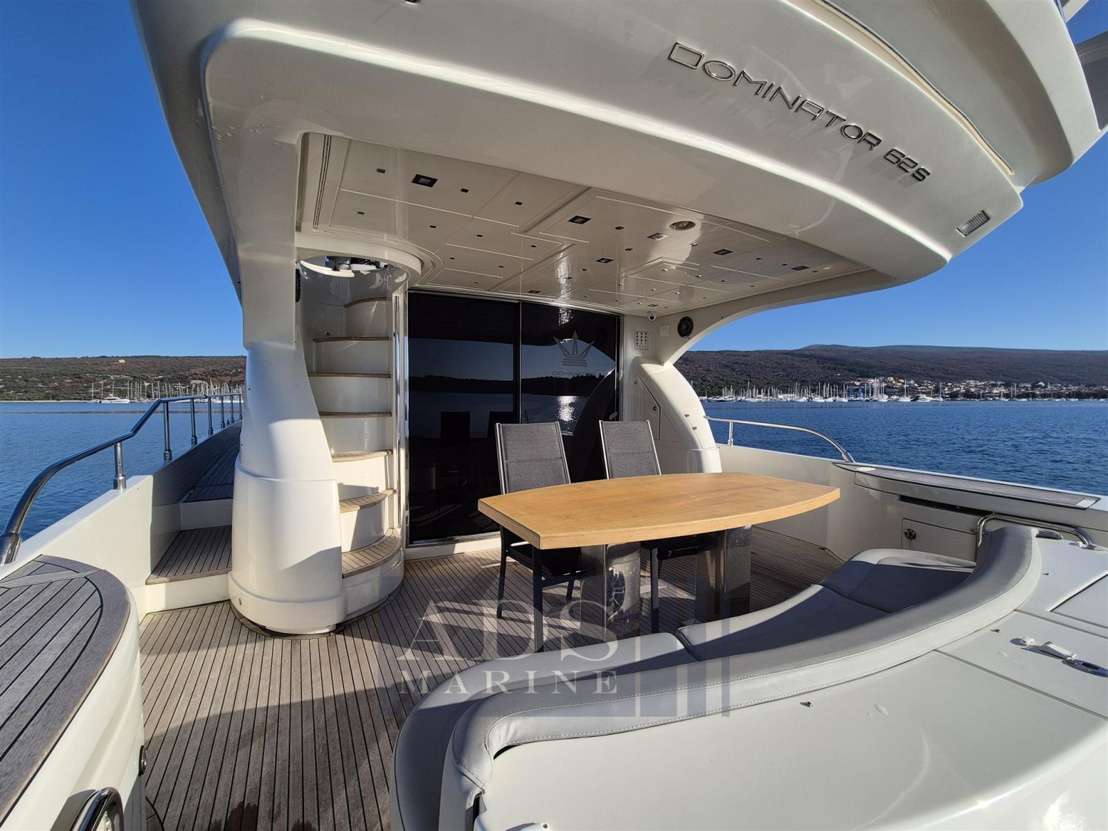 dominator 62