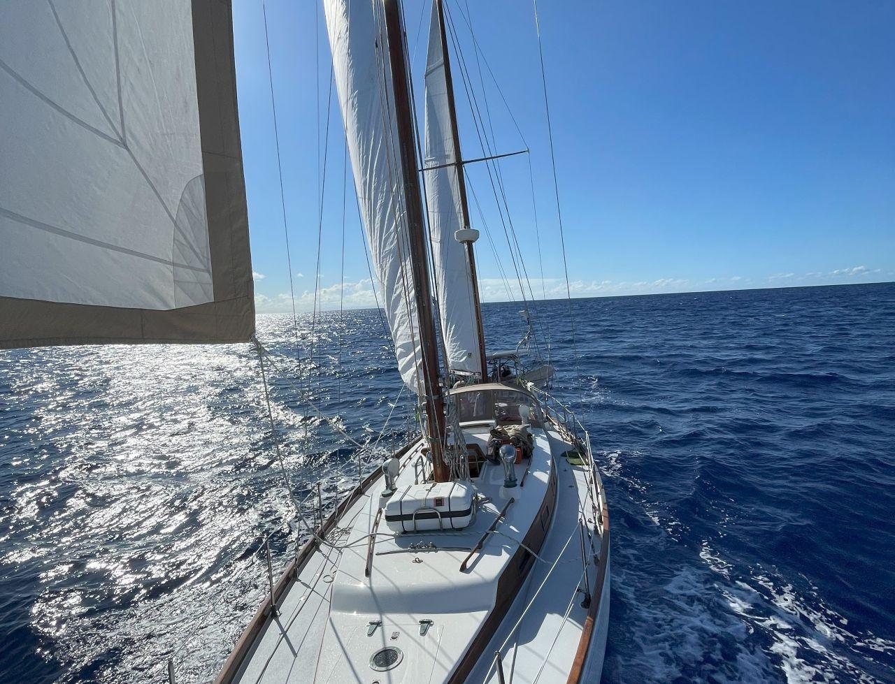 cheoy lee 47 Ketch