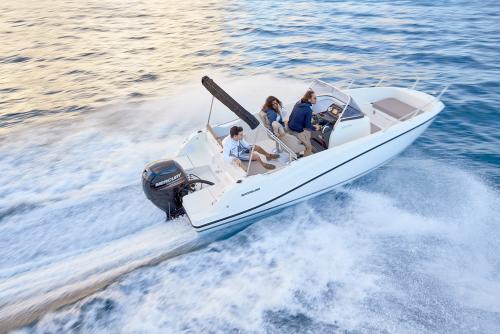 Quicksilver activ 675 open