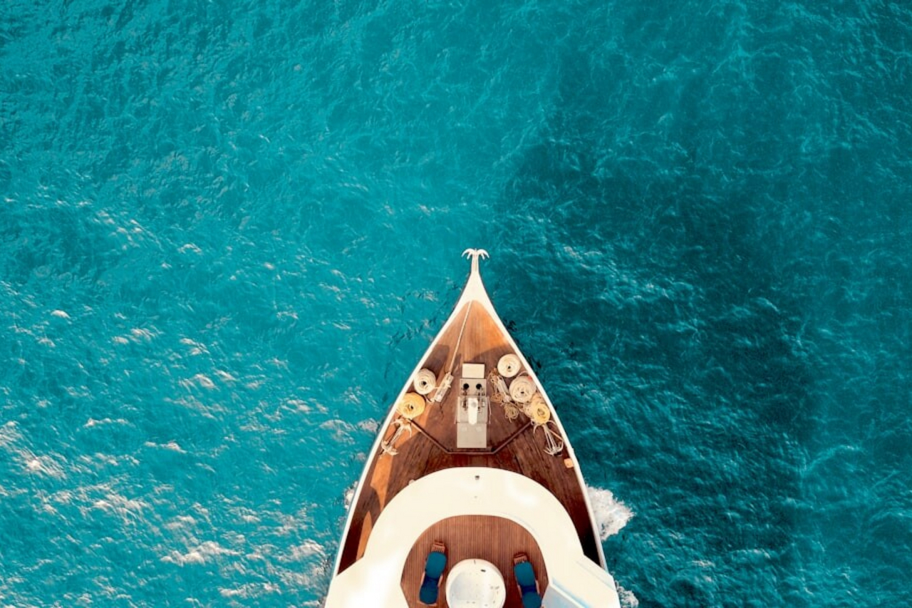 Les meilleures destinations pour une croisière en yacht en Méditerranée 