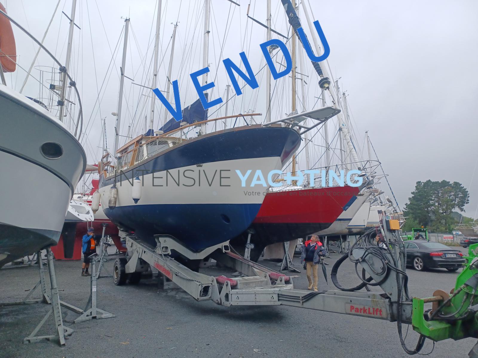 Nauticat NAUTICAT 33